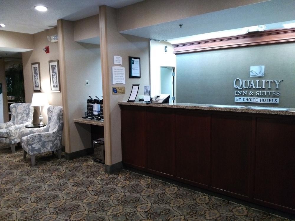 Quality Inn & Suites Benton - Draffenville Екстер'єр фото